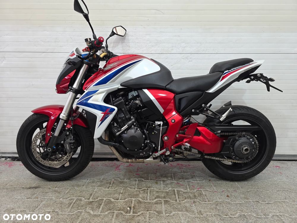 Honda CB - 1