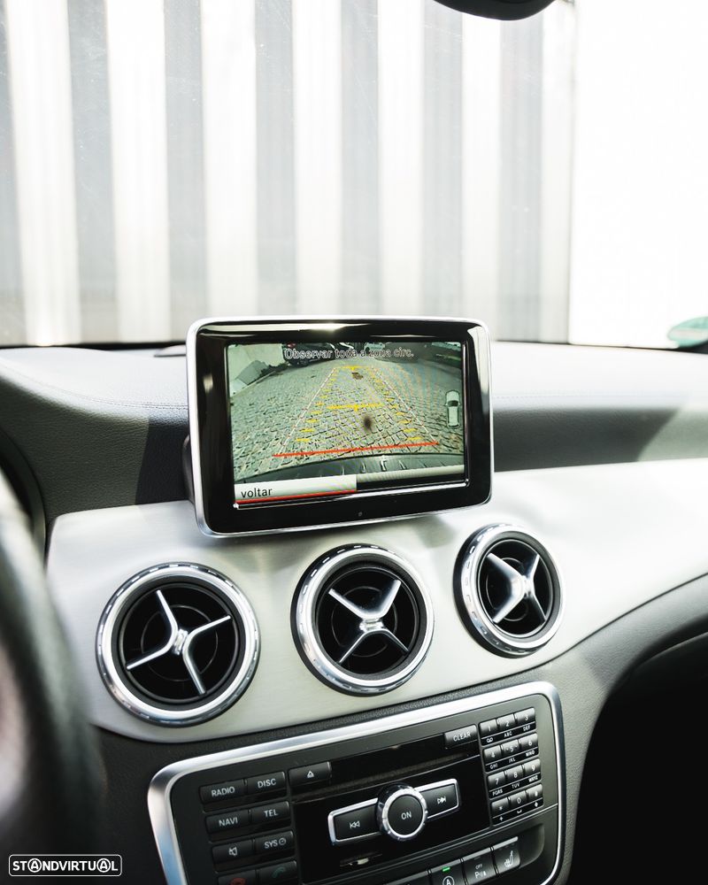 Mercedes-Benz GLA 45 AMG - 9