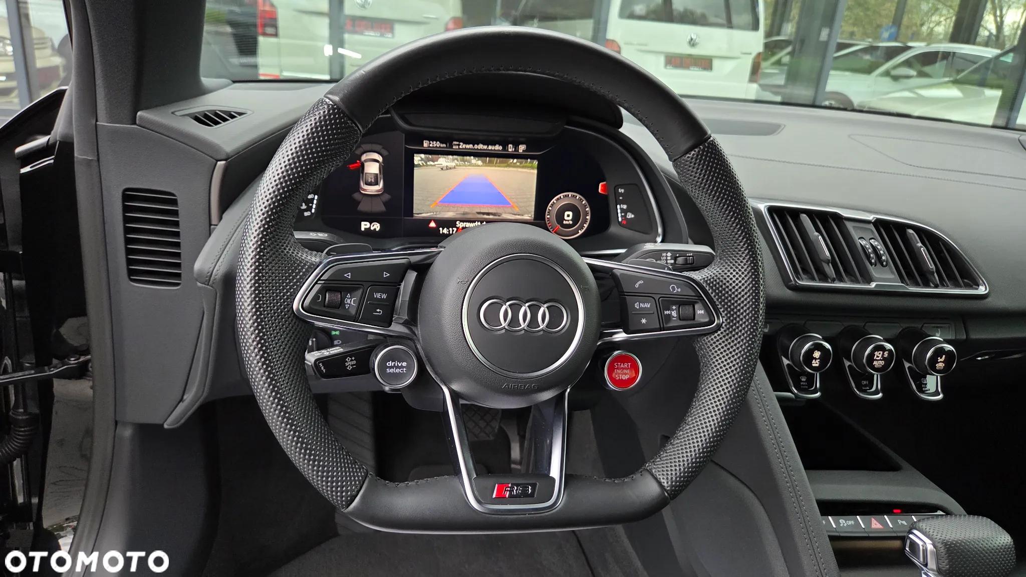 Audi R8 Coupé - 13