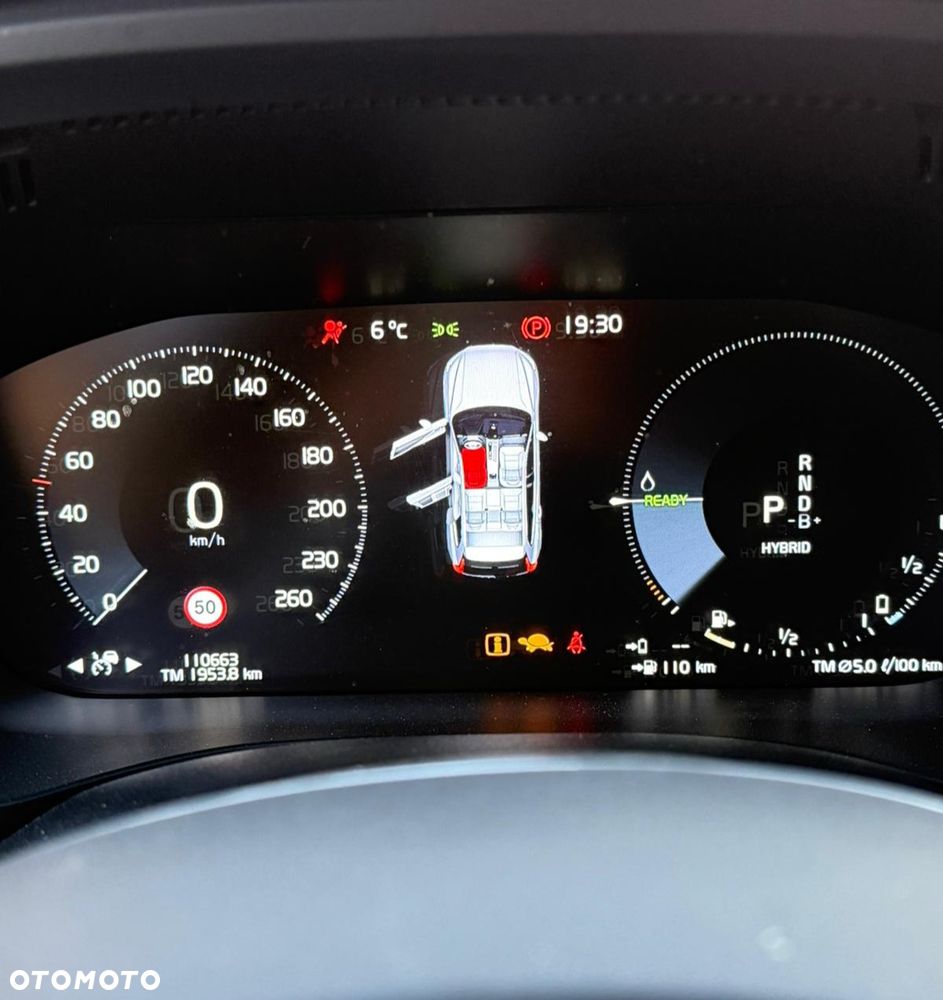 Volvo XC 60 T6 Plug-In Hybrid AWD Ultra Black Edition - 7