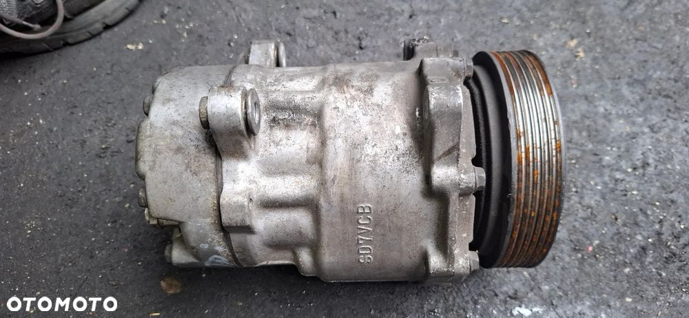 Sprężarka klimatyzacji 7D0820805C Volkswagen - 1