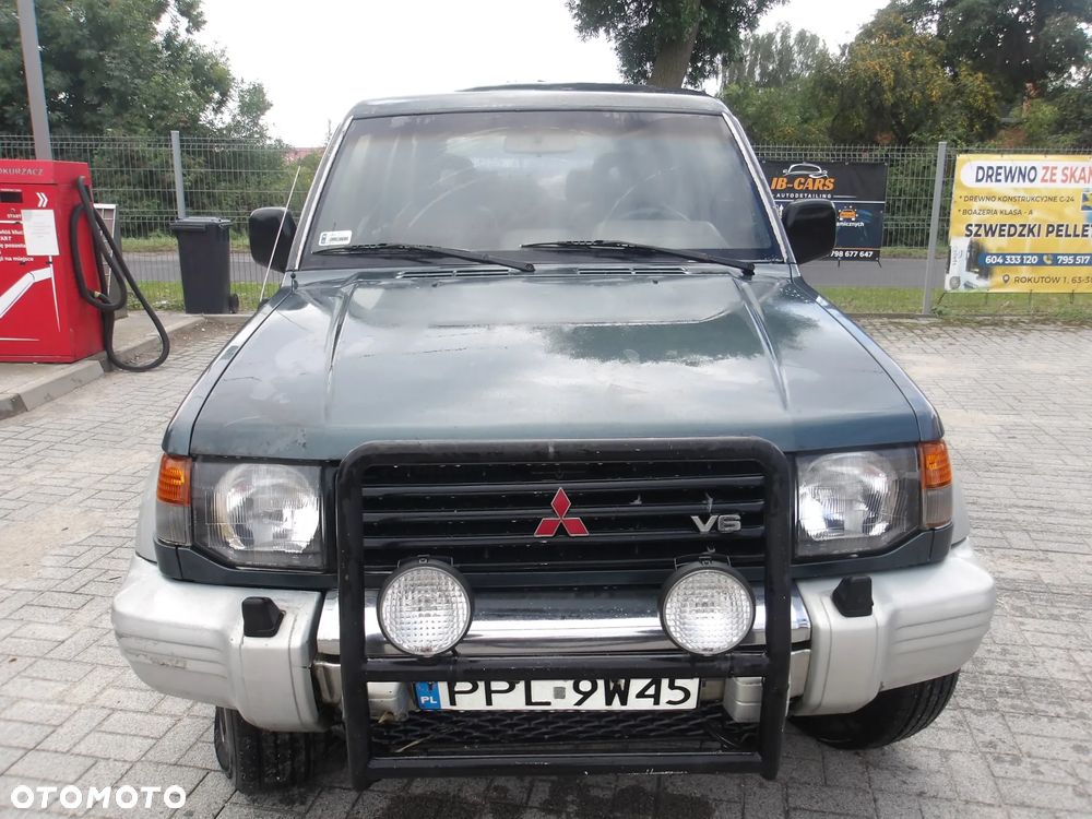 Mitsubishi Pajero - 7