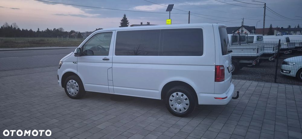 Volkswagen Transporter Kombi L1H1 DSG - 8