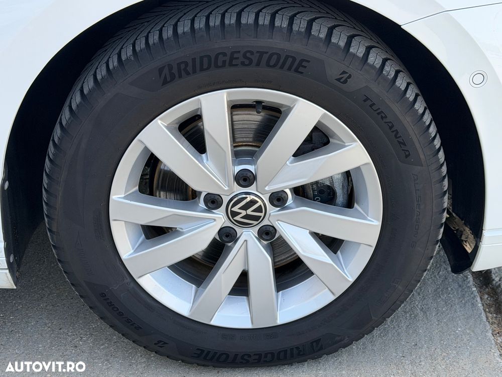 Volkswagen Passat 2.0 TDI SCR DSG Comfortline - 19