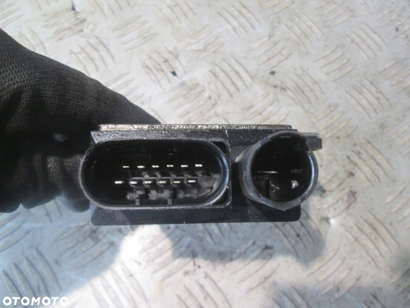 PRZEKAŹNIK STEROWNIK ŚWIEC ŻAROWYCH BMW E61 3.0 D M57 HUCO 132197 - 3