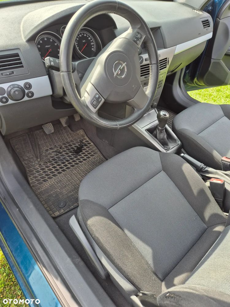 Opel Astra 1.6 - 8