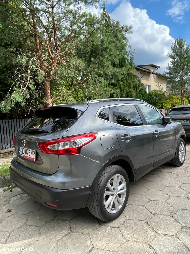 Nissan Qashqai 1.2 DIG-T N-Connecta EU6 - 2