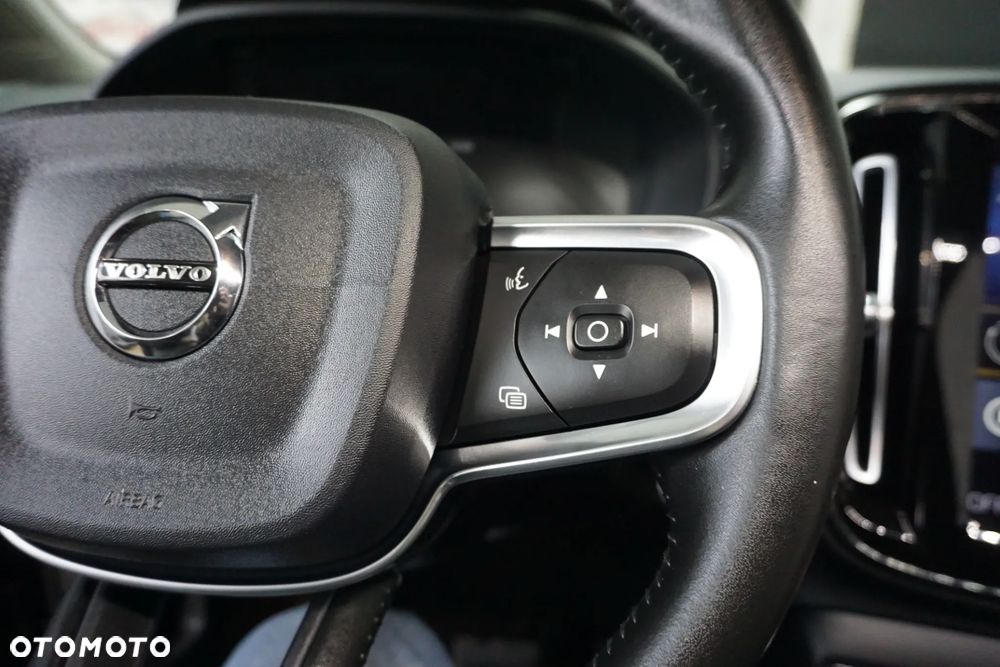 Volvo XC 40 T4 Geartronic Inscription - 30
