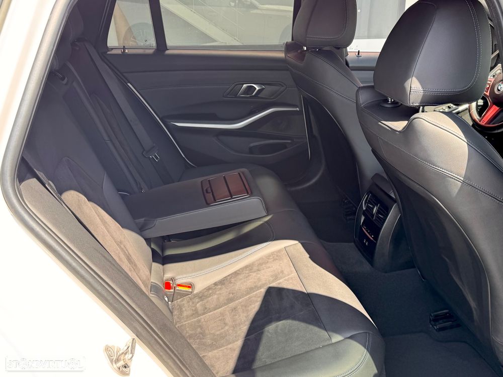 BMW 330 e Aut. M Sport - 29