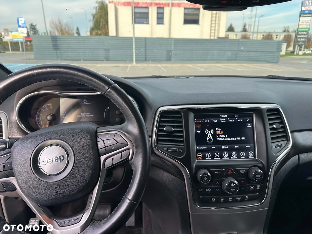 Jeep Grand Cherokee - 9