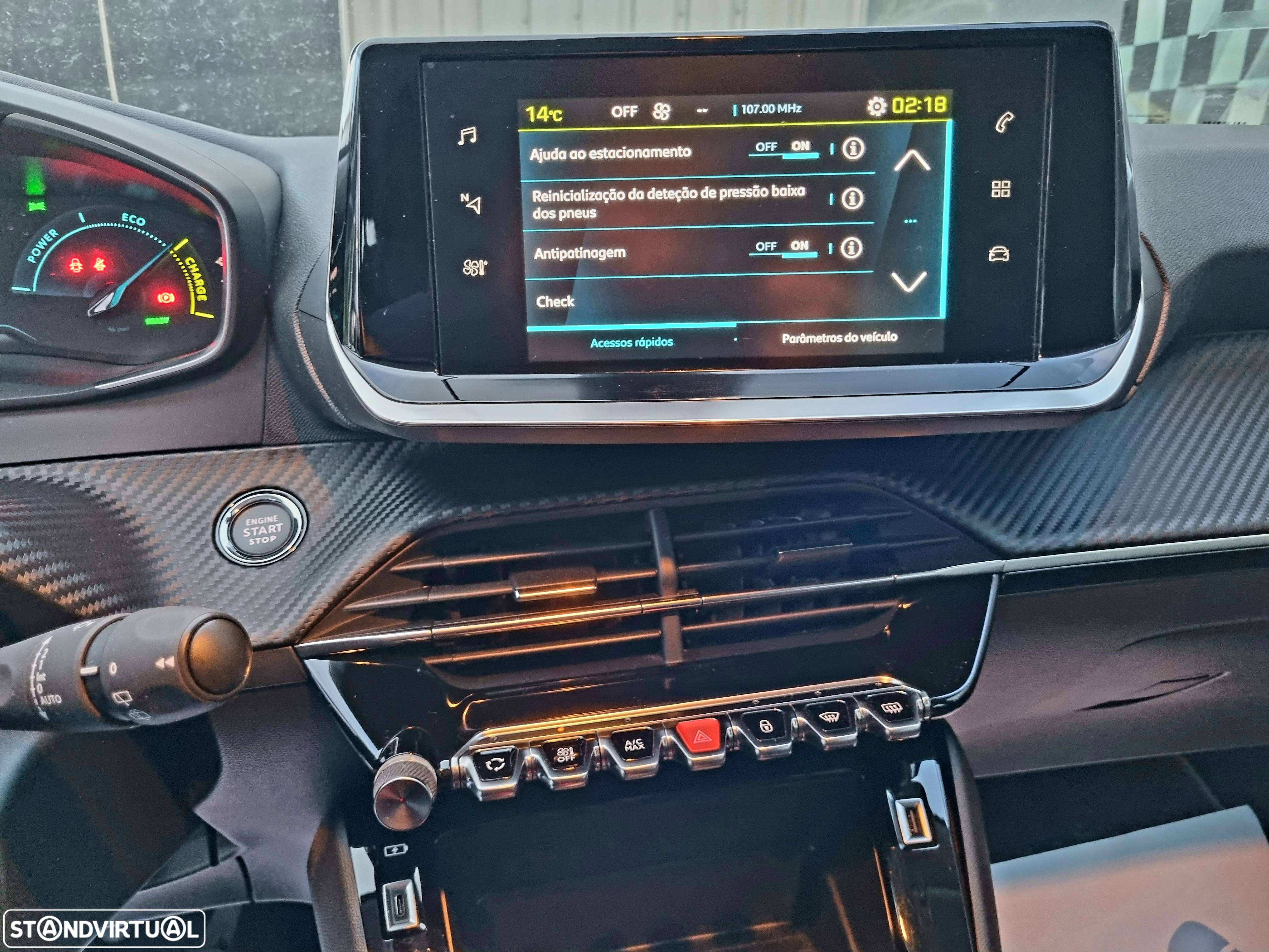 Peugeot e-208 Allure Pack - 15