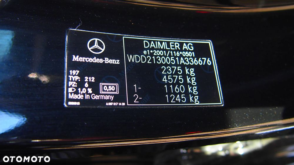 Mercedes-Benz Klasa E 220 d 4-Matic 9G-TRONIC - 13