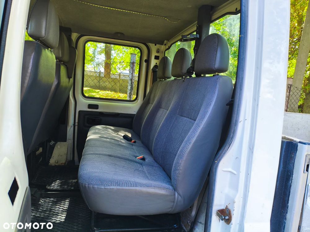 Ford Transit - 11