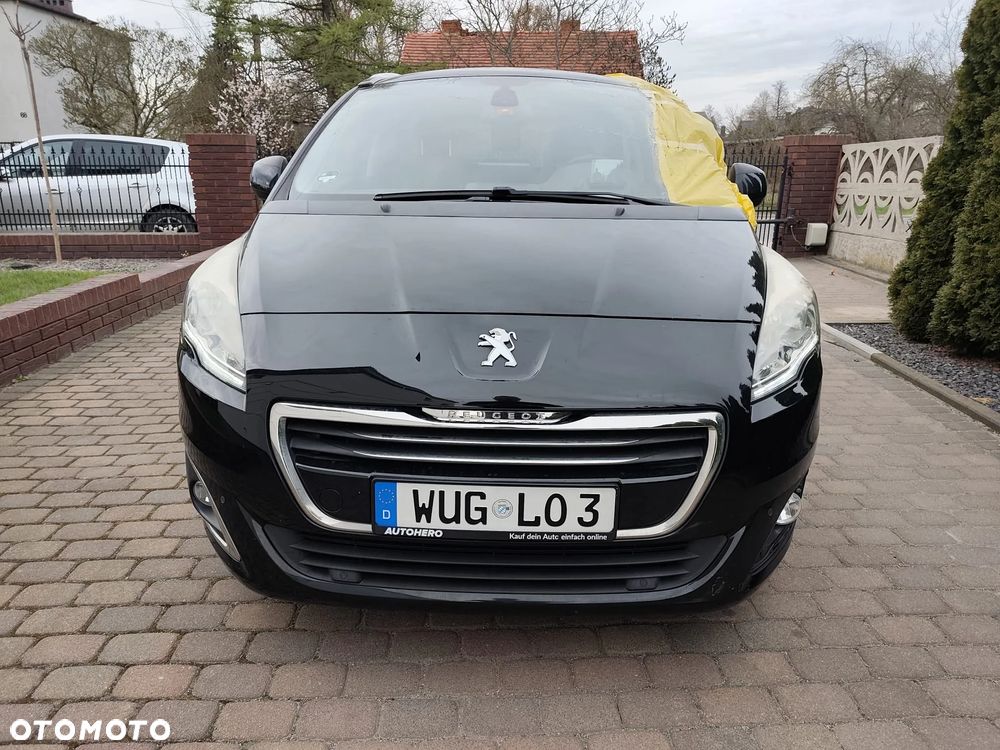 Peugeot 5008 - 11