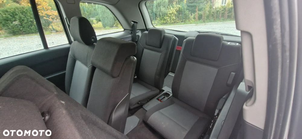 Opel Zafira - 12