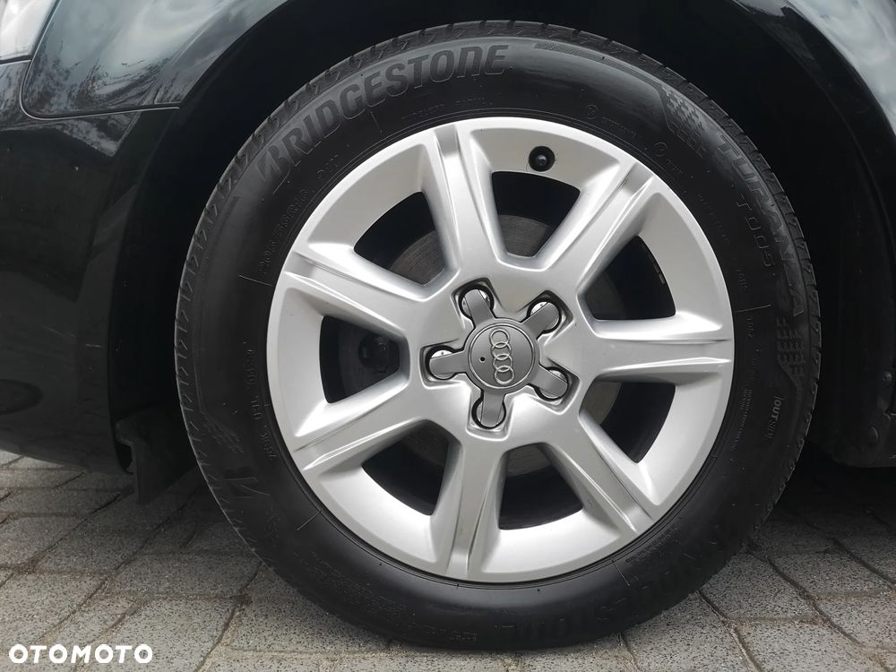 Audi A3 Sportback 1.2 TFSI Ambiente - 29