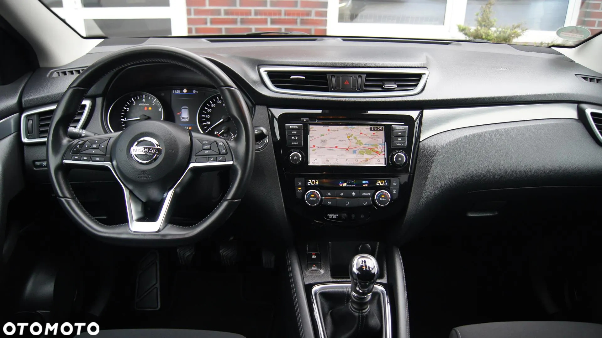 Nissan Qashqai 1.3 DIG-T N-Connecta - 17