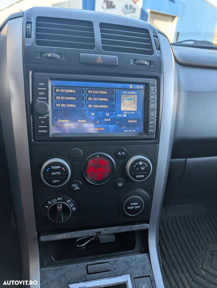 Suzuki Grand Vitara 1.9 DDiS Comfort DPF Limited - 17