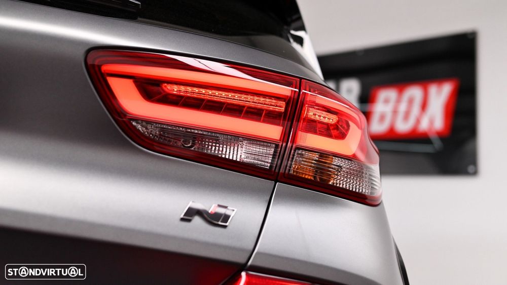 Hyundai i30 N 2.0 T-GDi Performance Pack - 48