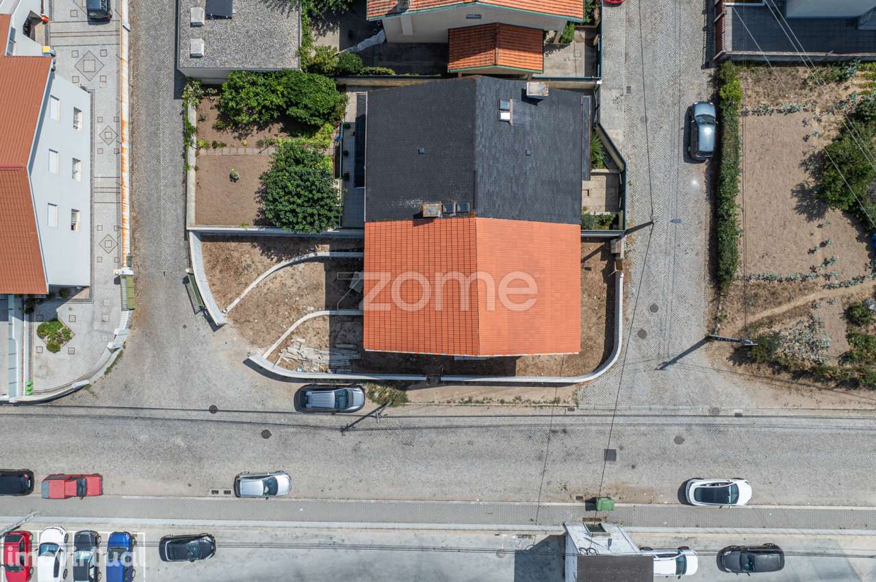 Terreno com Moradia em Construção T3 - Pedroso, Vila Nova de Gaia - Grande imagem: 3/24