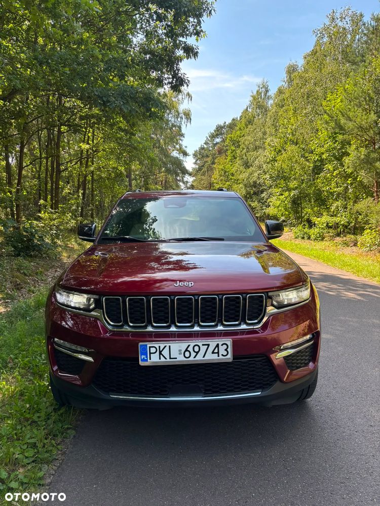 Jeep Grand Cherokee - 1