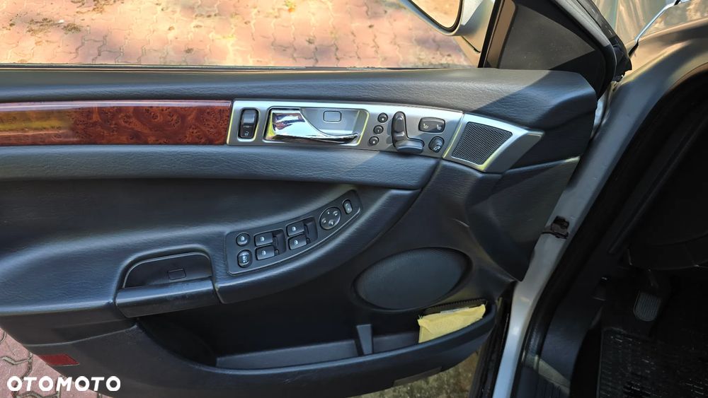 Chrysler Pacifica 3.5 AWD - 11