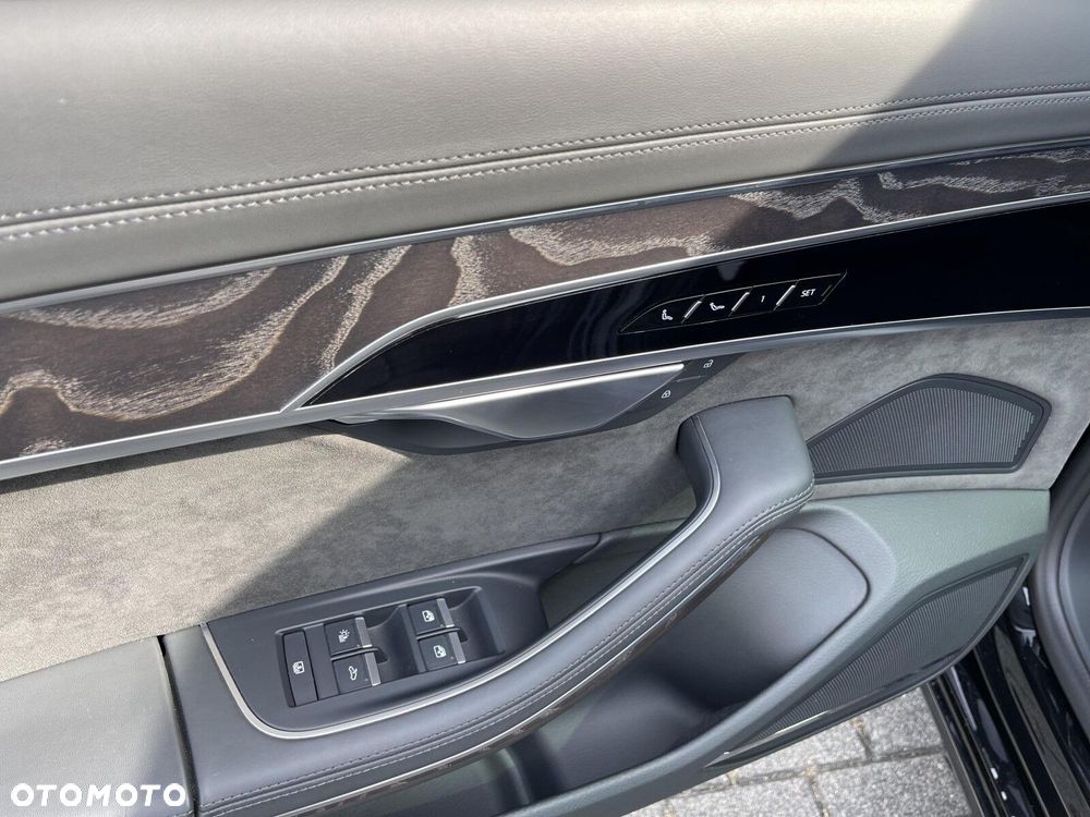 Audi A8 - 22