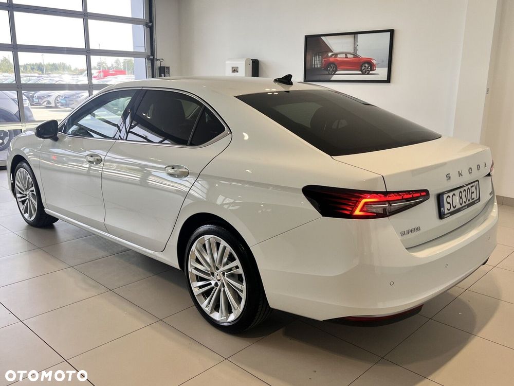 Skoda Superb 2.0 TSI 4x4 L&K DSG - 12