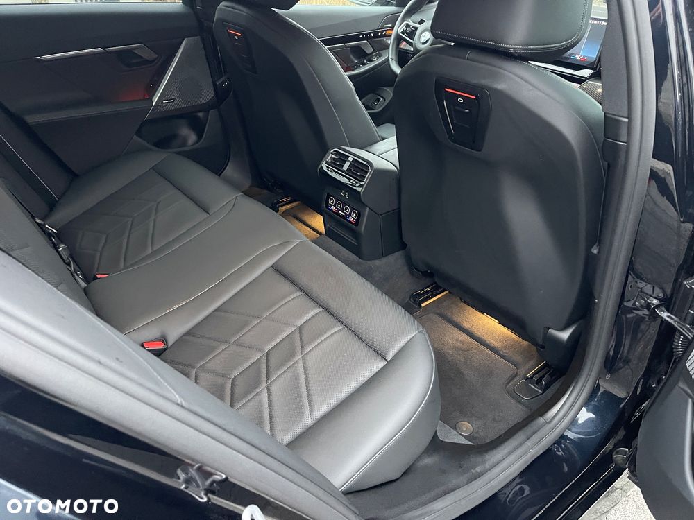 BMW Seria 5 520i mHEV M Sport - 20