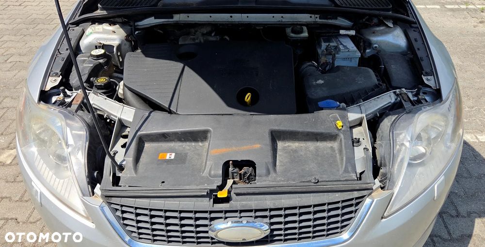 Ford Mondeo 1.8 TDCi Ghia - 8