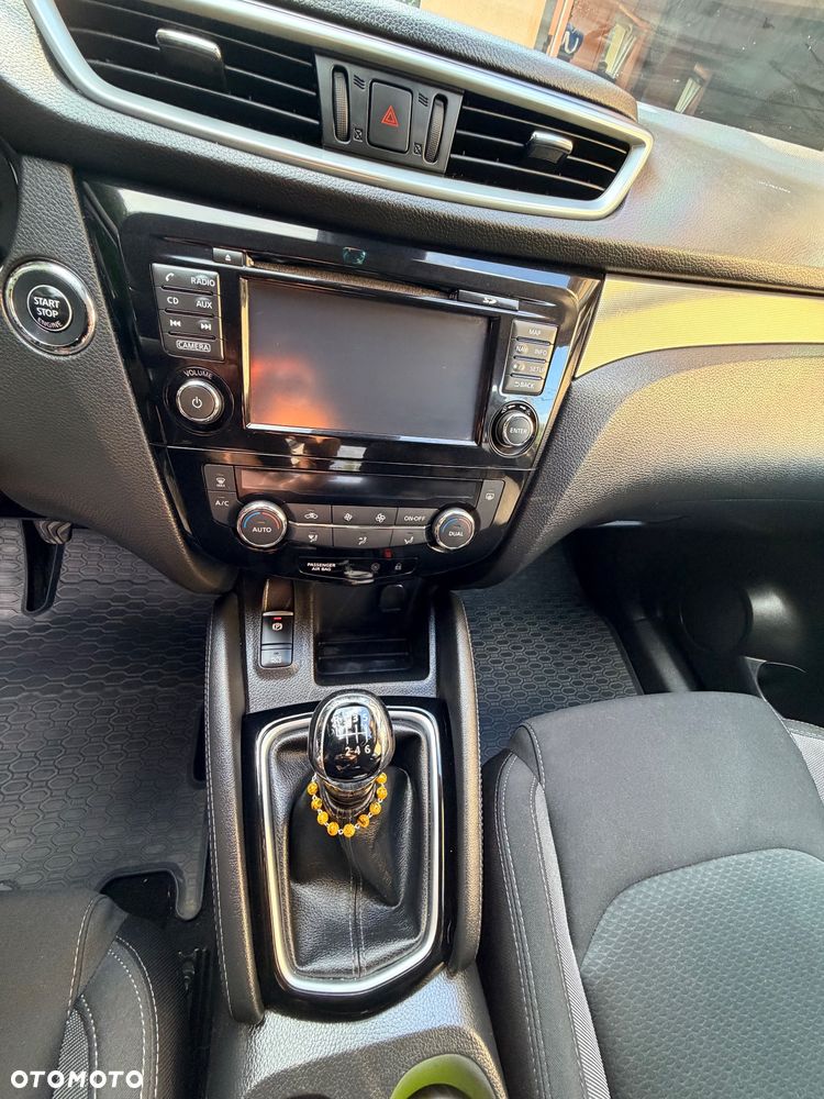 Nissan Qashqai 1.2 DIG-T Tekna EU6 - 5