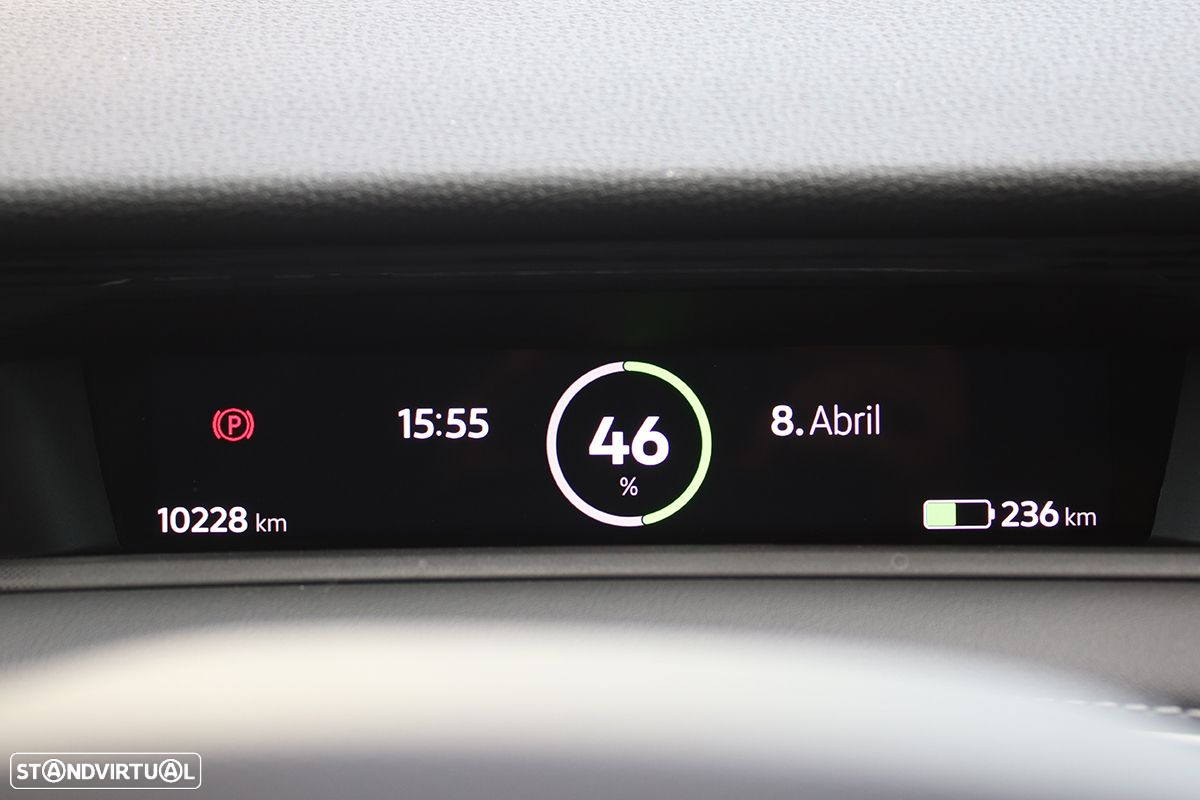 VW ID.7 Tourer 77 kWh Pro Urban - 10