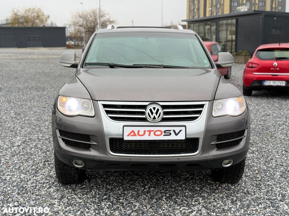 Volkswagen Touareg - 2