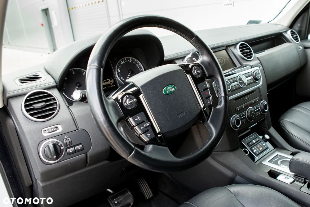 Land Rover Discovery 3.0 SD V6 HSE - 24