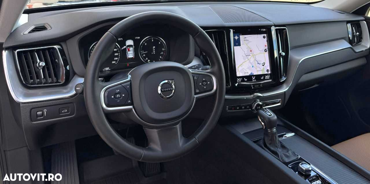 Volvo XC 60 D4 Momentum Pro - 22