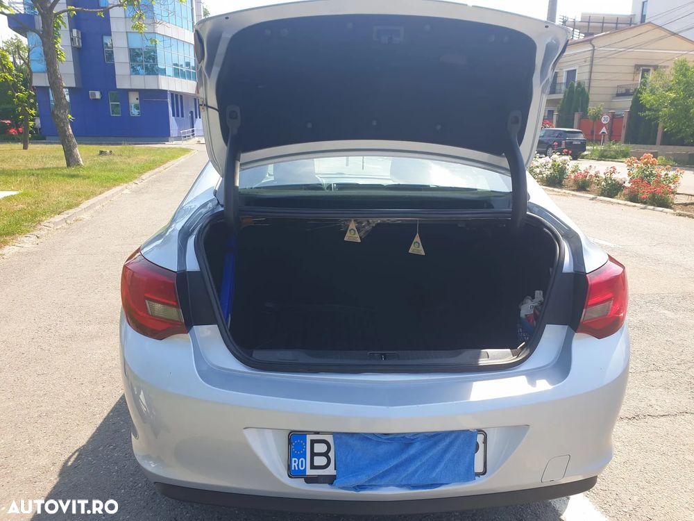 Opel Astra 1.6 CDTI Start/Stop Drive - 10