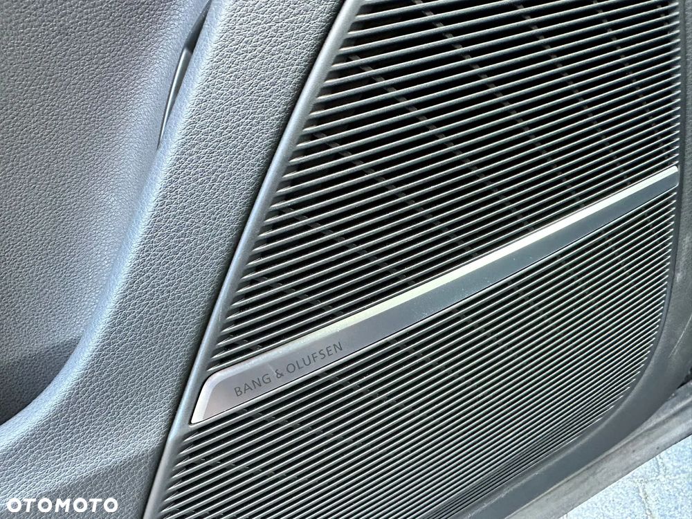 Audi Q7 60 TFSI e Quattro S Line Tiptr - 24