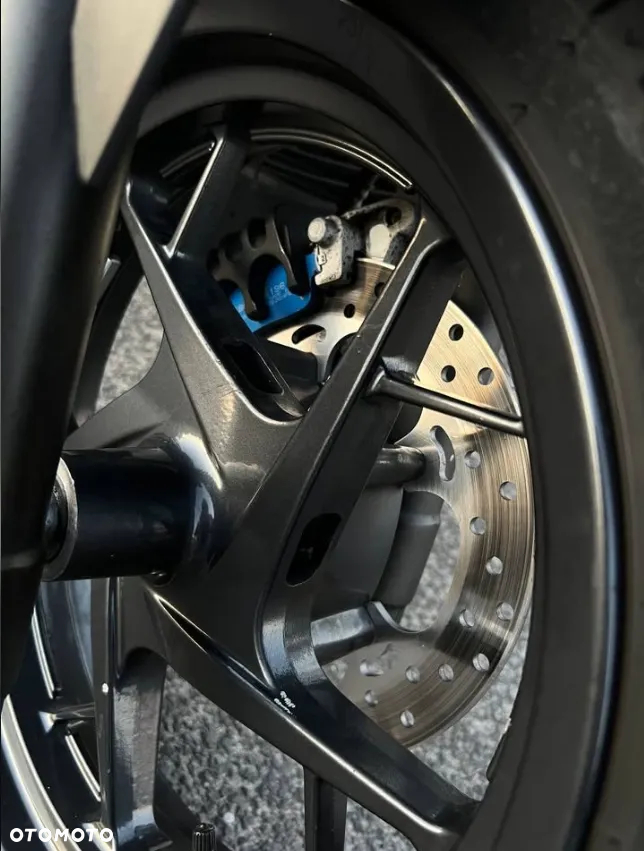 Yamaha X-max - 3