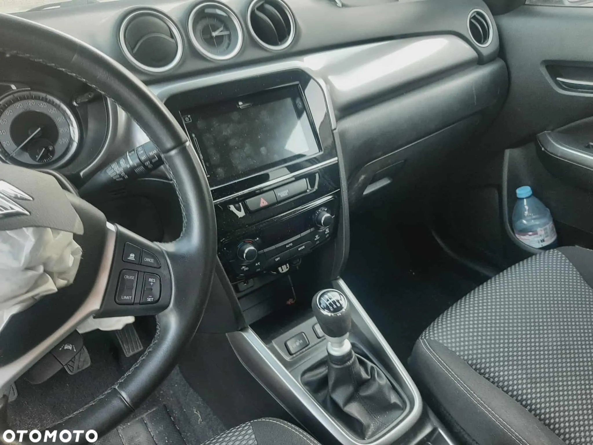 Suzuki Vitara 1.4 Boosterjet SHVS Premium 2WD - 10
