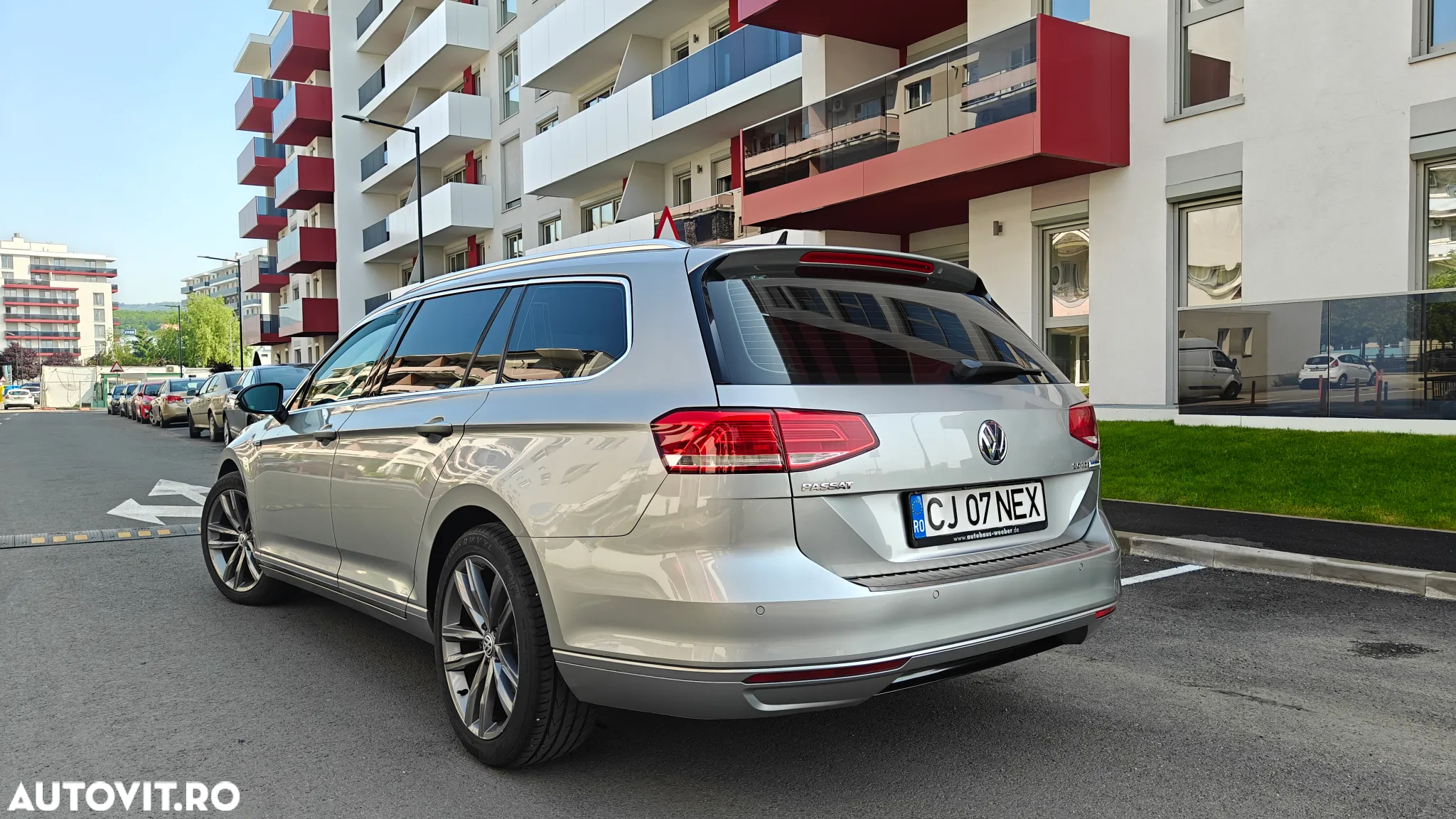 Volkswagen Passat Variant 2.0 TDI DSG Comfortline - 9