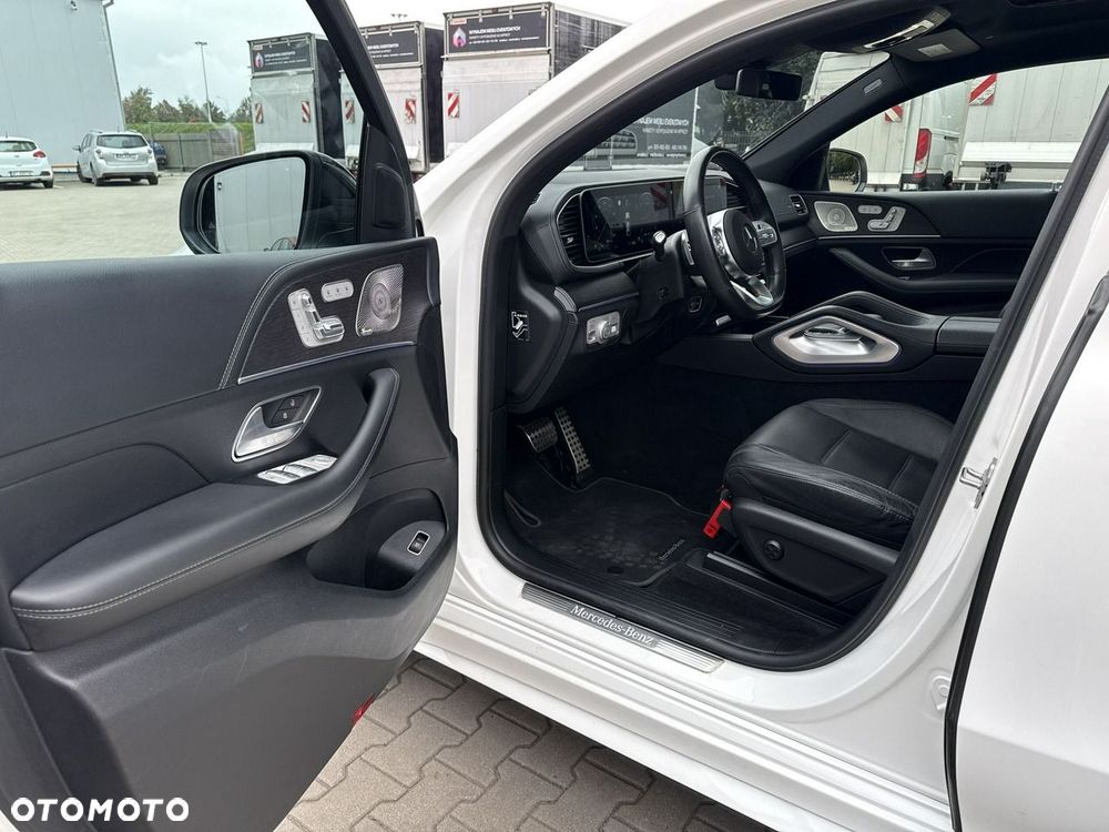 Mercedes-Benz GLE 300 d 4Matic 9G-TRONIC AMG Line - 10