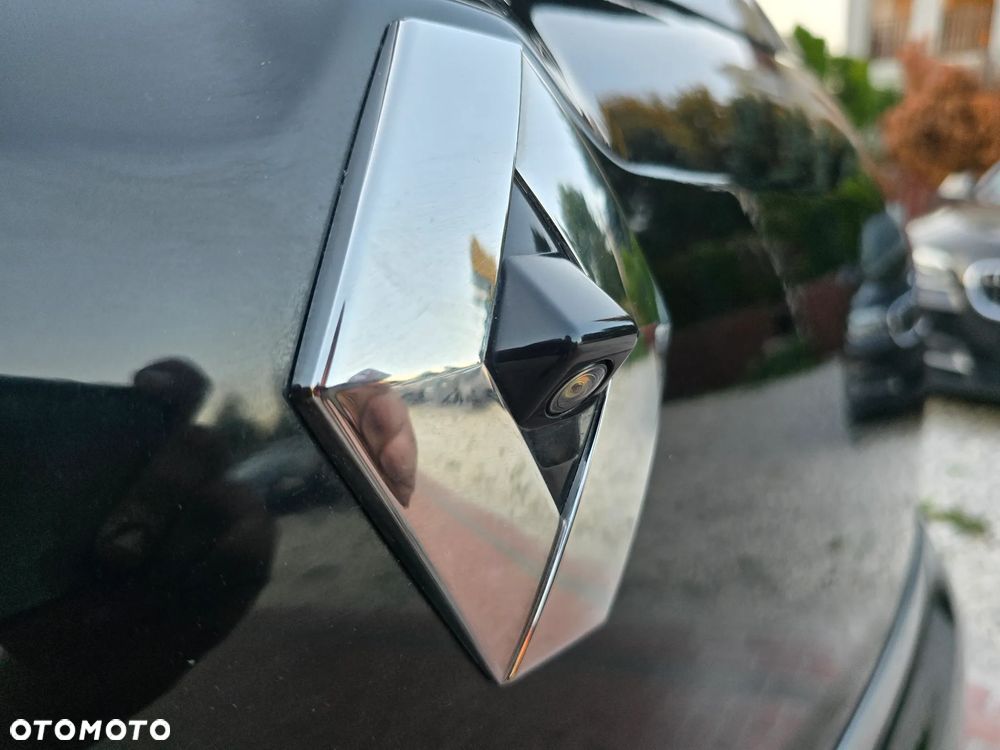 Renault Clio - 23