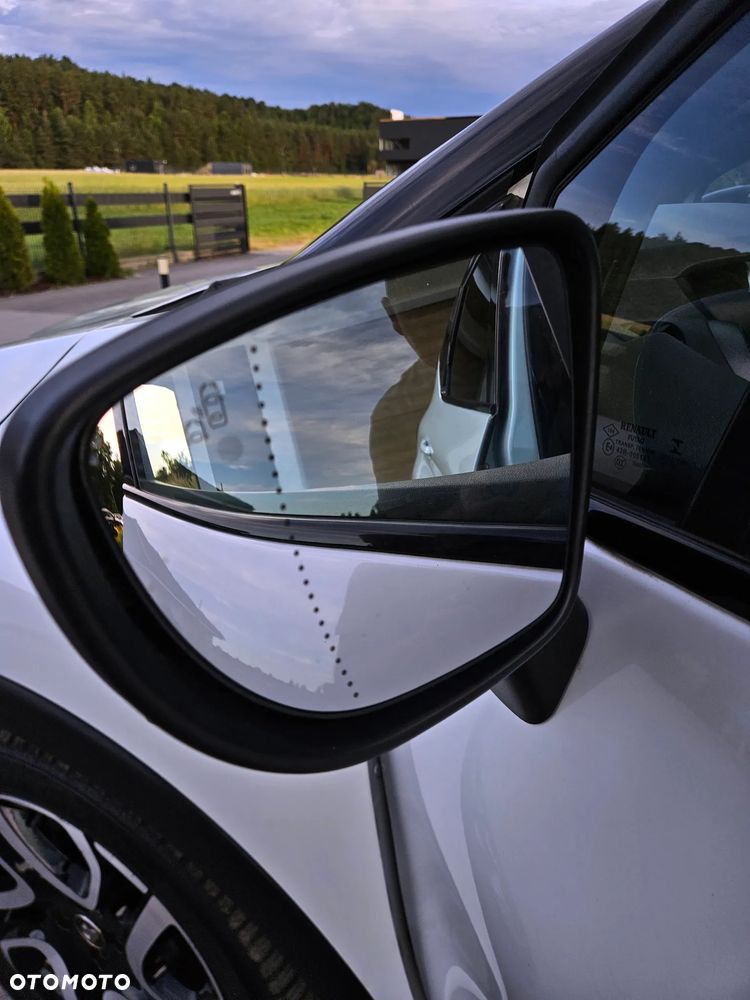 Renault Captur - 22