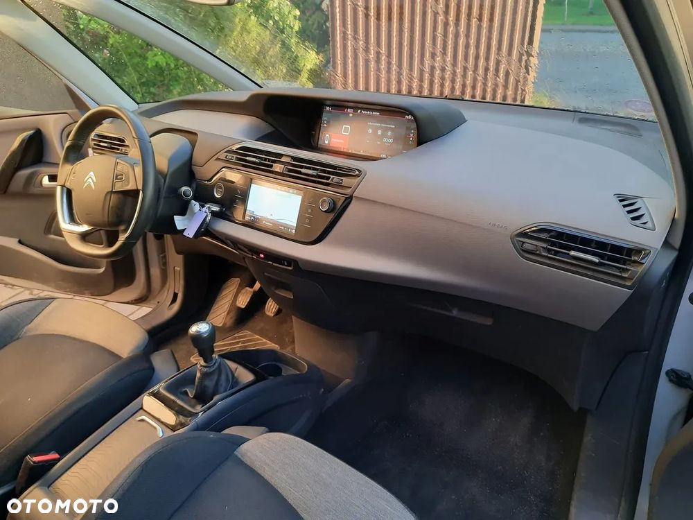 Citroën C4 SpaceTourer - 16