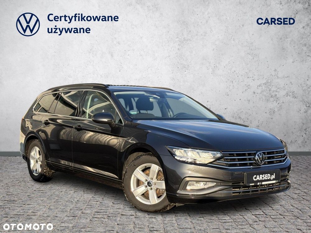 Volkswagen Passat - 9