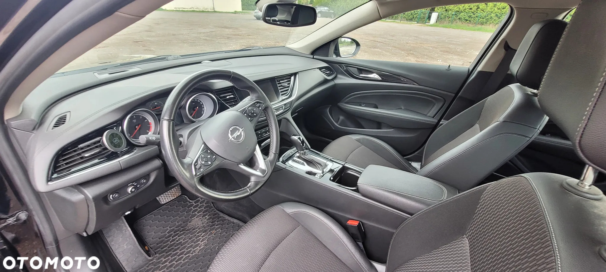 Opel Insignia 1.5 T Enjoy S&S - 19