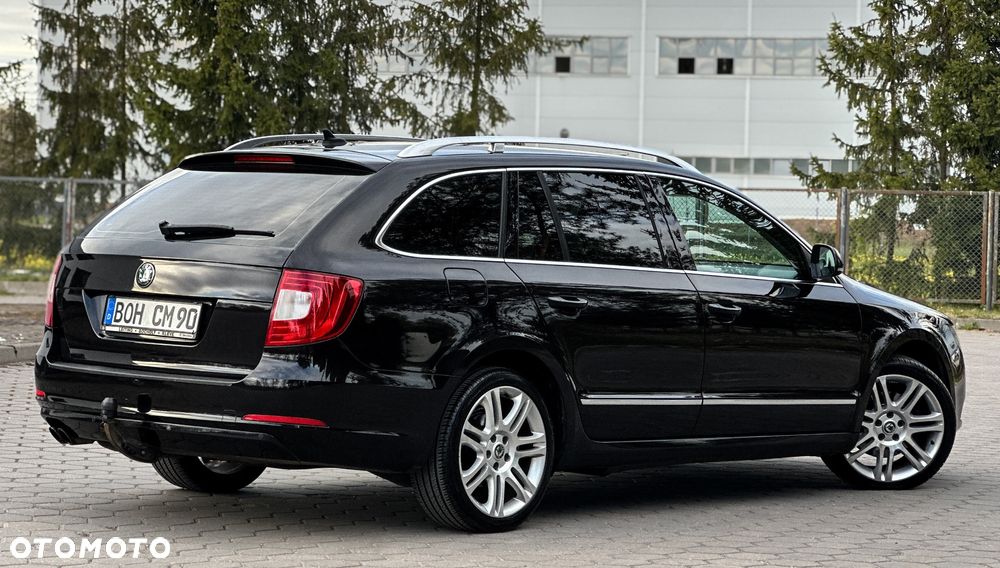 Skoda Superb 2.0 TDI DSG Exclusive - 19