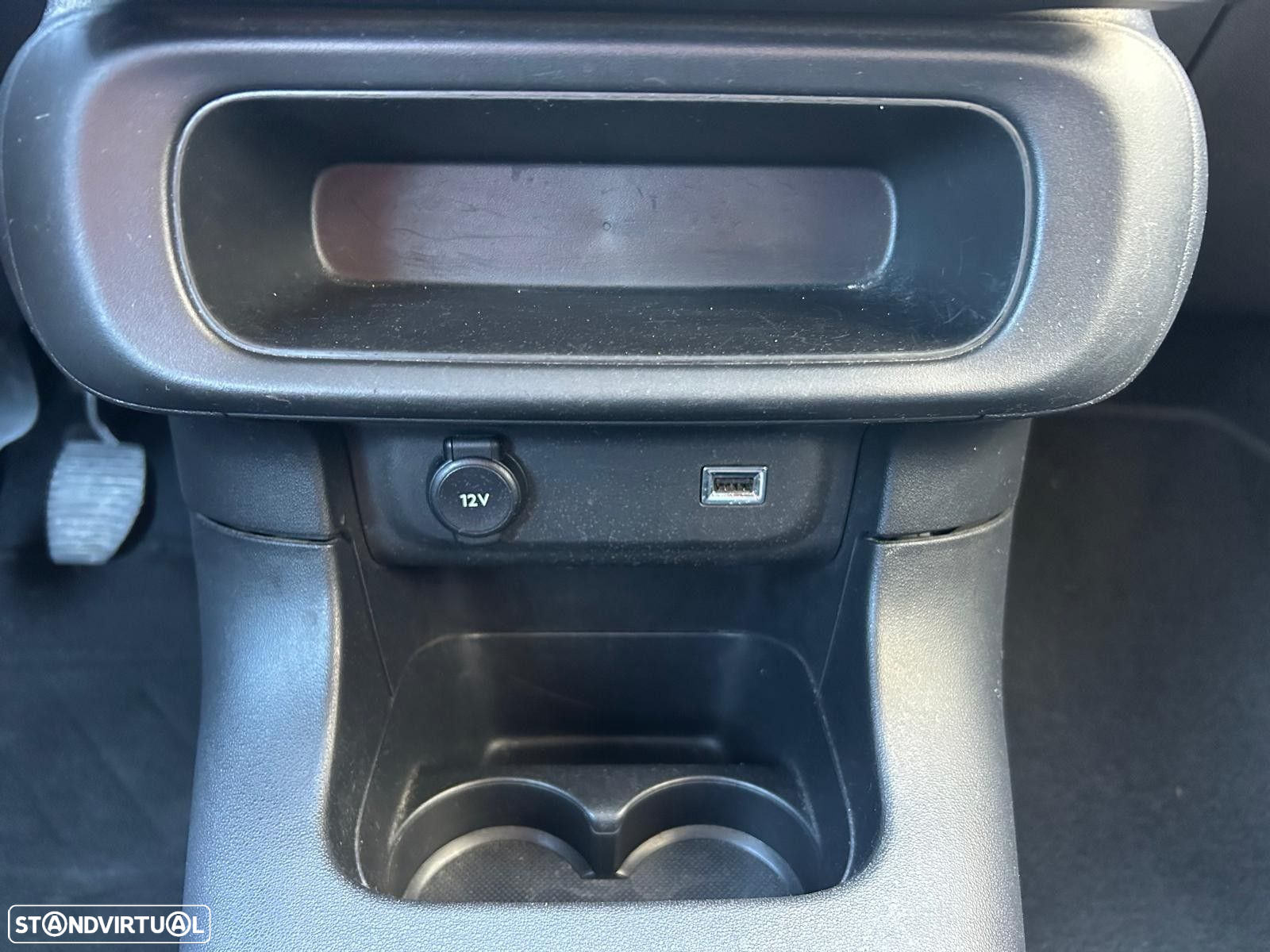 Citroën C3 1.2 PureTech Shine - 38