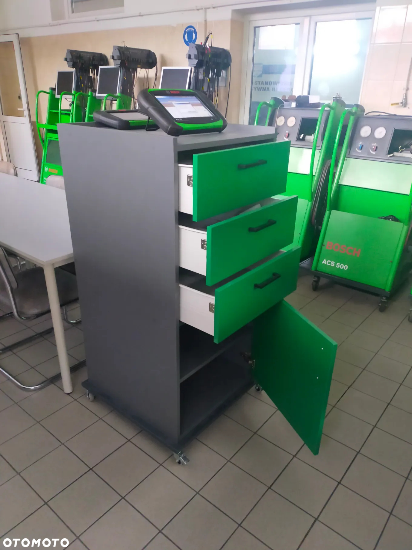 Szafka tester usterek Bosch Regał Bosch - 6