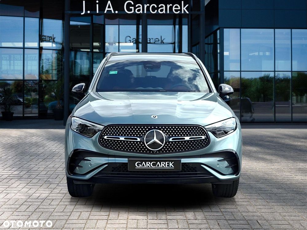 Mercedes-Benz GLC - 9